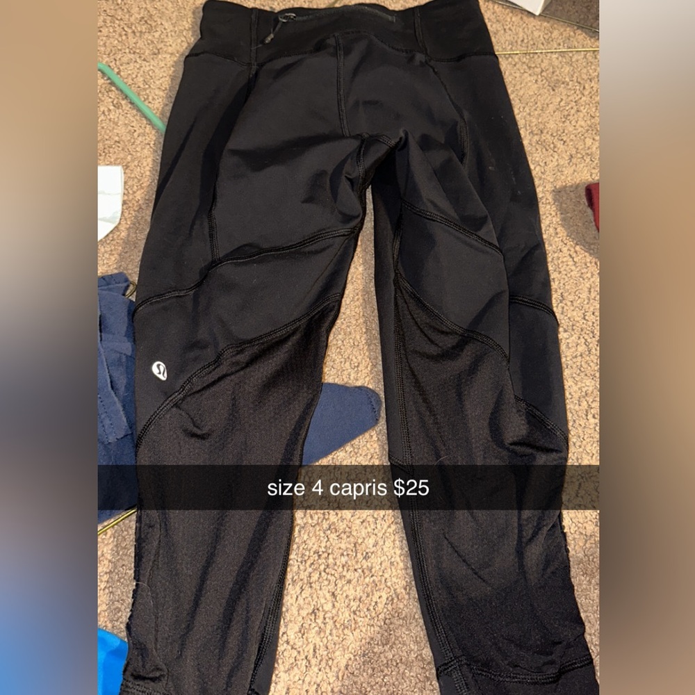 black lulu capris